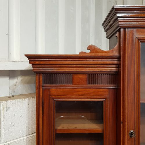 A LATE VICTORIAN BREAKFRONT LARGE BOOKCASE C1900 - ADDITIONAL PHOTO 3