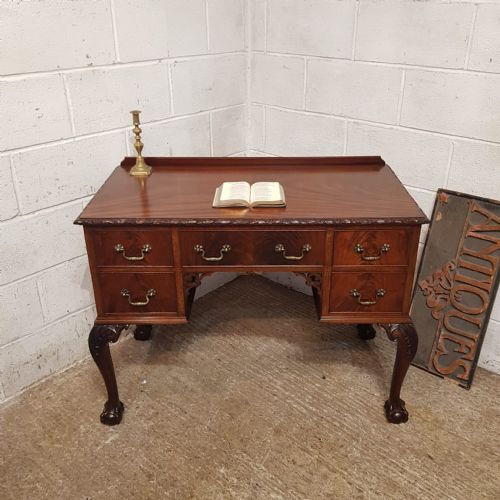 A CHIPPENDALE REVIVAL MAHOGANY DESK C1900