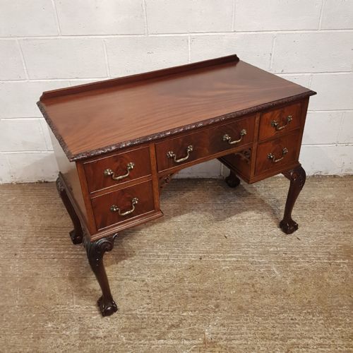 A CHIPPENDALE REVIVAL MAHOGANY DESK C1900 - ADDITIONAL PHOTO 1