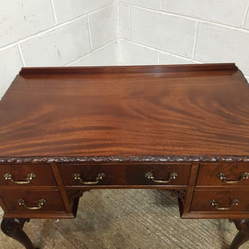 A CHIPPENDALE REVIVAL MAHOGANY DESK C1900 - ADDITIONAL PHOTO 4