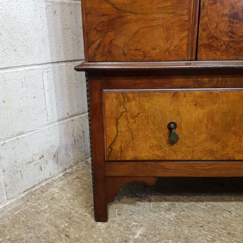 A BURR WALNUT SINGLE WARDROBE C1920 - ADDITIONAL PHOTO 1
