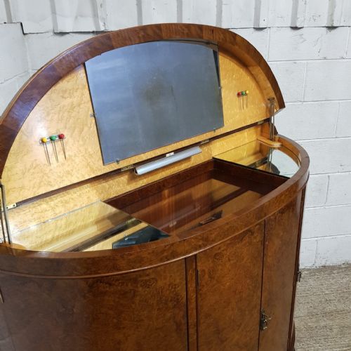 A BURR WALNUT DEMI LINE DRINKS CABINET C1920 - ADDITIONAL PHOTO 6