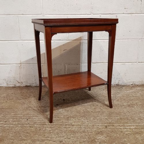 A PAIR OF EDWARDIAN MAHOGANY BEDSIDE TABLES C1900 - ADDITIONAL PHOTO 2