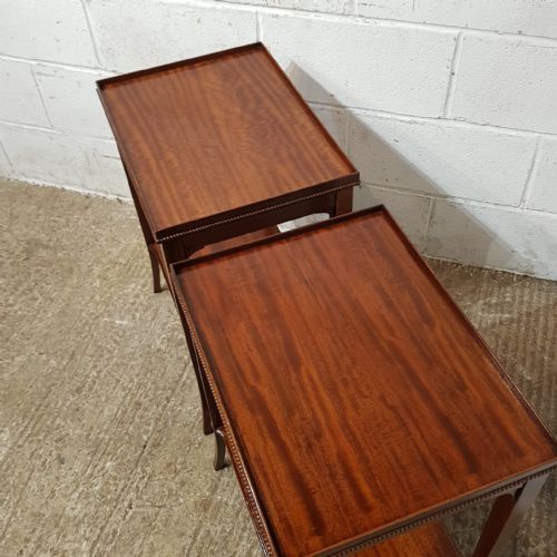 A PAIR OF EDWARDIAN MAHOGANY BEDSIDE TABLES C1900 - ADDITIONAL PHOTO 8