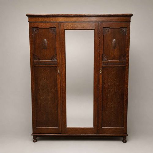 An Oak Triple Wardrobe C1920