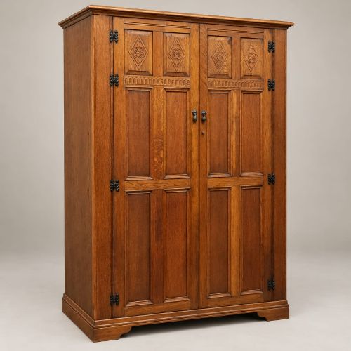 AN OAK DOUBLE WARDROBE C1920
