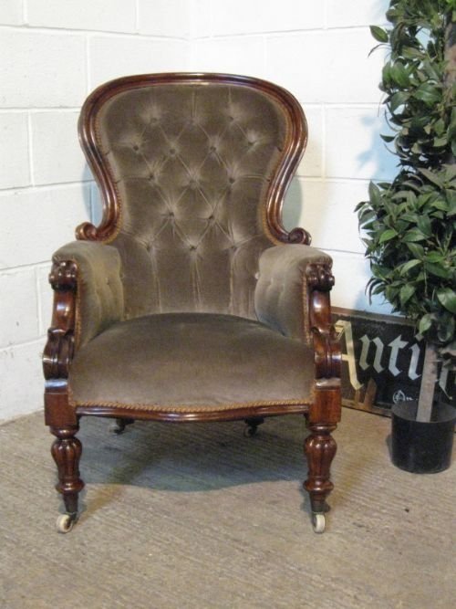 Large Victorian Mahogany Spoon Back Salon Armchair C1860