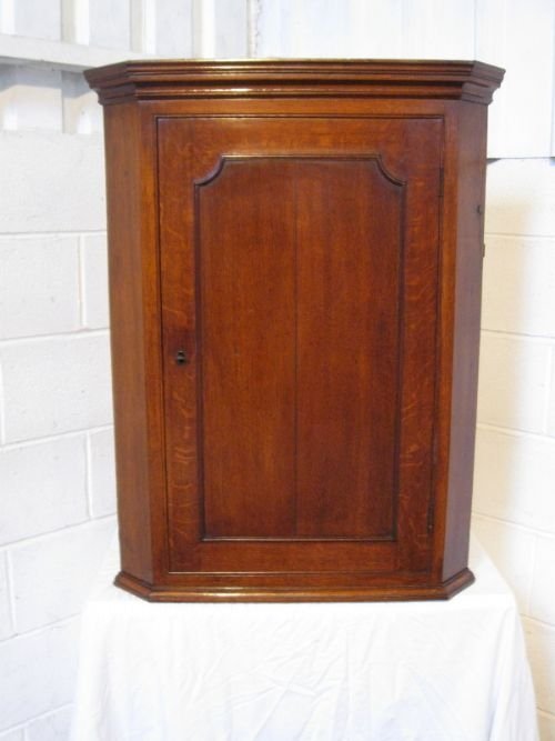 Antique Georgian Country Oak Corner Cabinet C1780