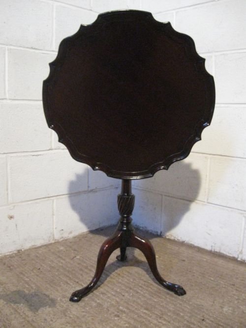 Pretty Antique Edwardian Mahogany Tilt Top Table 1900