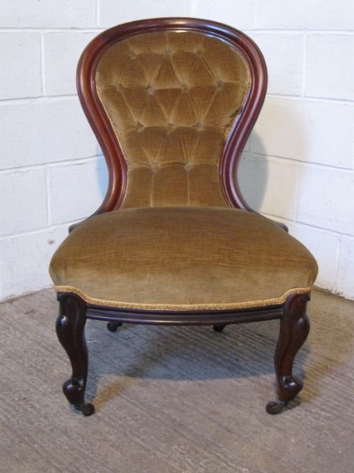 Lovely Original Victorian Mahogany Spoon Back Salon Chair C1880