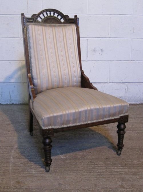 Lovely Art Nouveau Walnut Nursing Chair C1890
