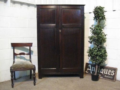 Lovely Antique Georgian Coubtry Oak Armoire Cupboard or Linen Press C1780