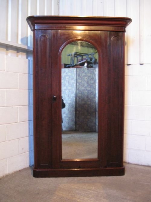 Lovely Antique Victorian Mahogany Wardrobe Armoire C1870