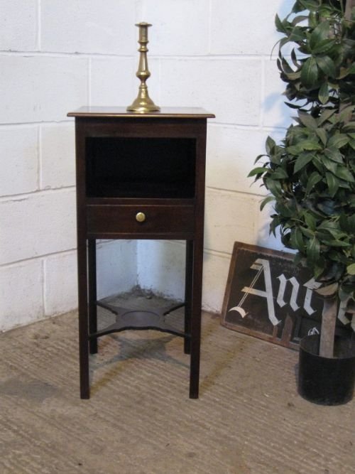 Antique Georgian Mahogany Night Stand /Bedside Table C1780