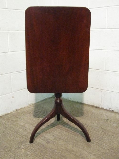 Lovely Antique Regency Mahogany Tilt Top Tea Side Table C1800