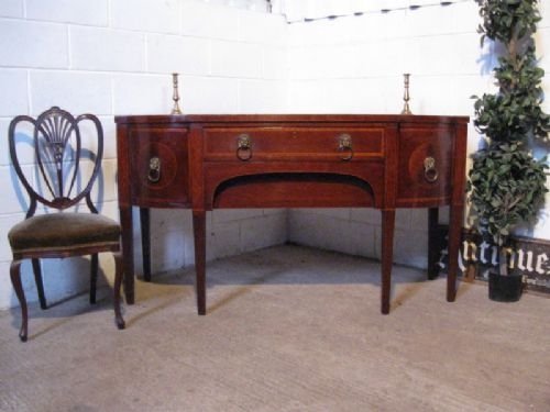 Antique Georgian Mahogany Serpentine Sideboard C1780