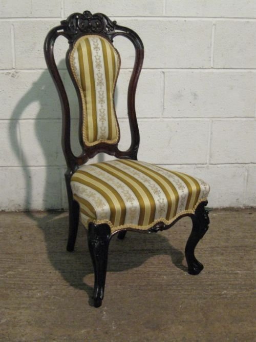 Very Pretty Victorian Carved Mahogany Nursing Salon Chair C1860