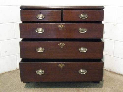 fig 2. ANTIQUE GEORGIAN COUNTRY OAK SMALL CHEST OF DRAWERS C1780