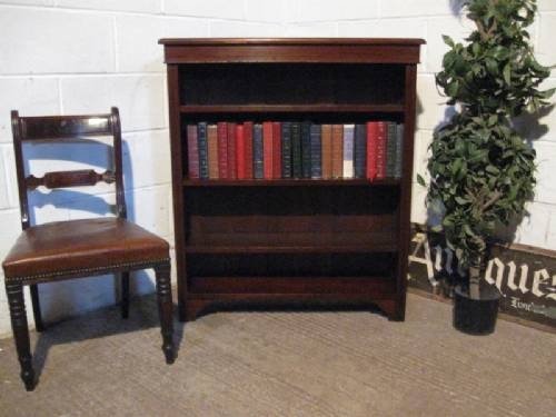 fig 1. SMALL ANTIQUE EDWARDIAN MAHOGANY OPEN BOOKCASE C1900