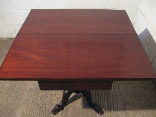 fig 1. GORGEOUS ANTIQUE VICTORIAN MAHOGANY FOLD OVER TEA GAMES TABLE C1860 