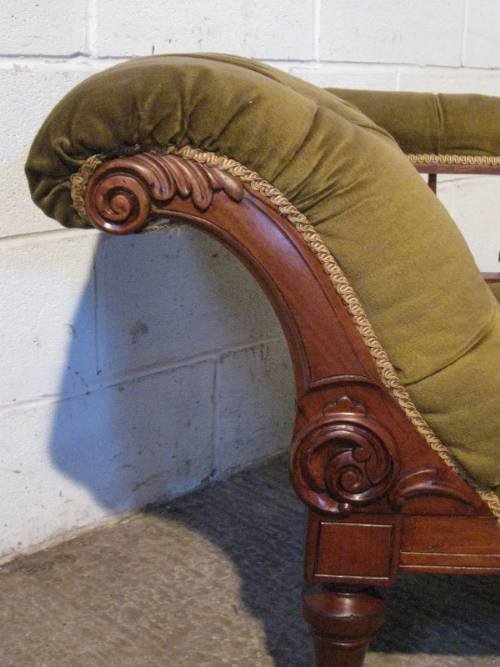 fig 1. GORGEOUS ANTIQUE VICTORIAN OAK CHAISE LONGUE SOFA C1880