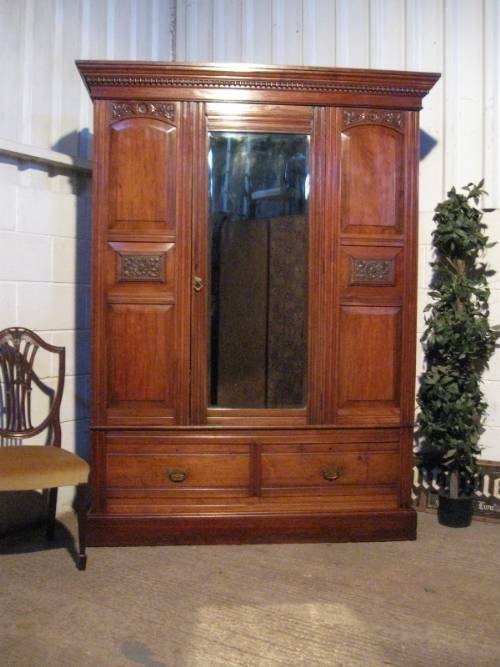 fig 1. ANTIQUE LATE VICTORIAN WALNUT WARDROBE ARMOIRE C1890 £395