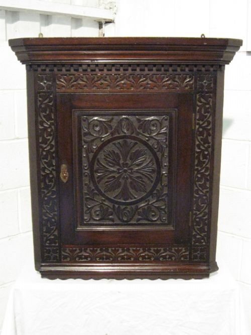 Gorgeous Antique Early Victorian Carved Mahogany Corner Cabnet