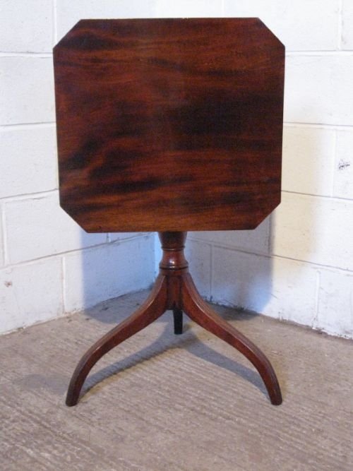 Antique Regency Flamed Mahogany Tilt Top Table C1800