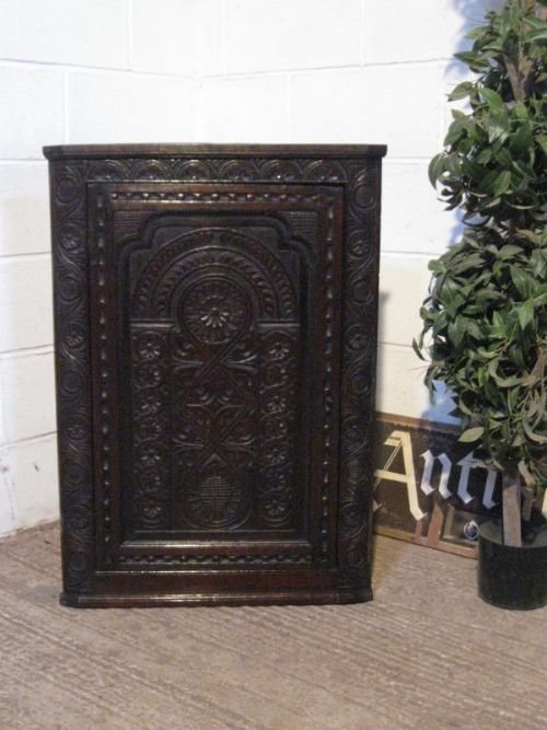 Antique Georgian Carved Oak Corner Cabinet C1780