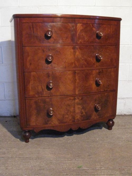 Quality Antique Victorian Mahogany Bow Front Chest of Drawers C1860