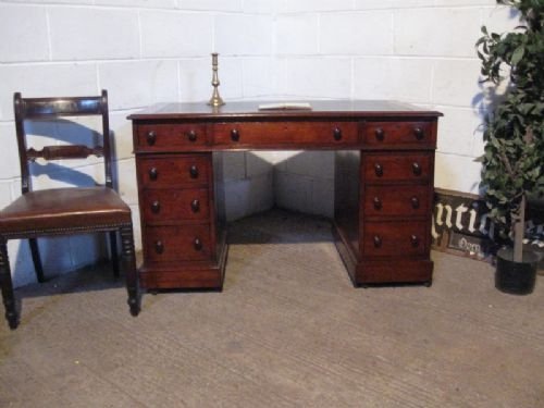 Antique Victorian Mahogany Pedastal Kneehole Desk C1880