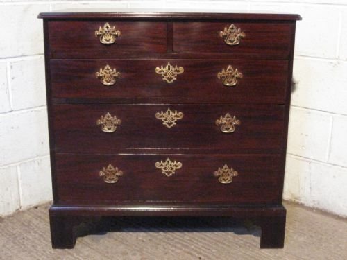 fig 1. SUPERB ANTIQUE GEORGIAN MAHOGANY CHEST OF DRAWERS C1780