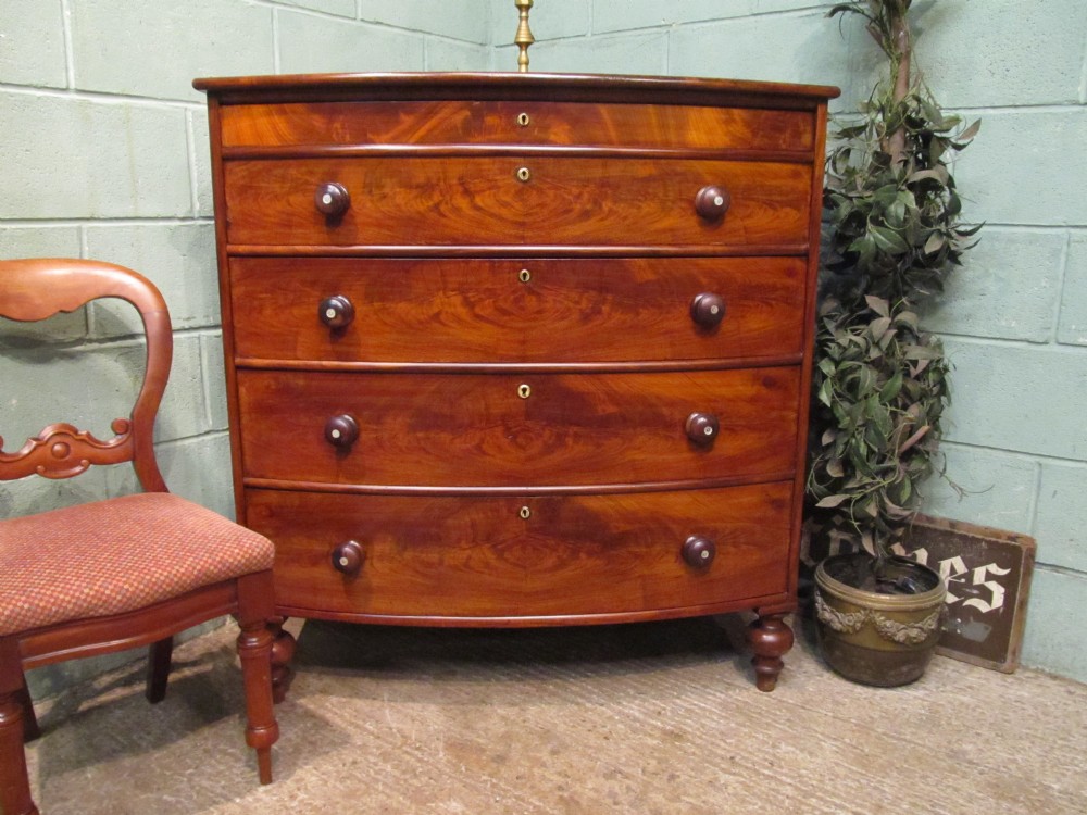 Antique Victorian Mahogany Bow Fronted Chest of Drawers C1880