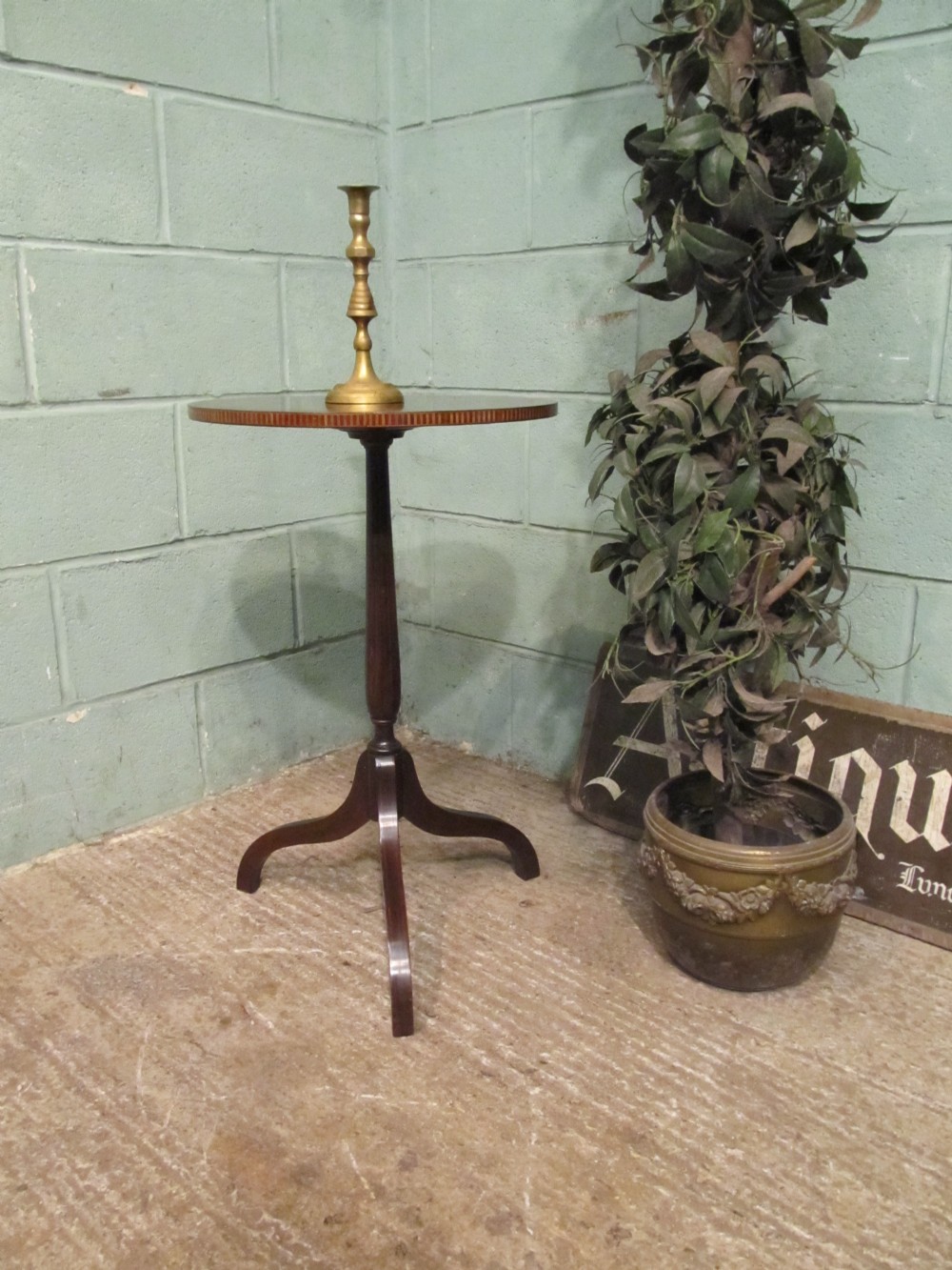 Antique Edwardian Mahogany Lamp Table c1900