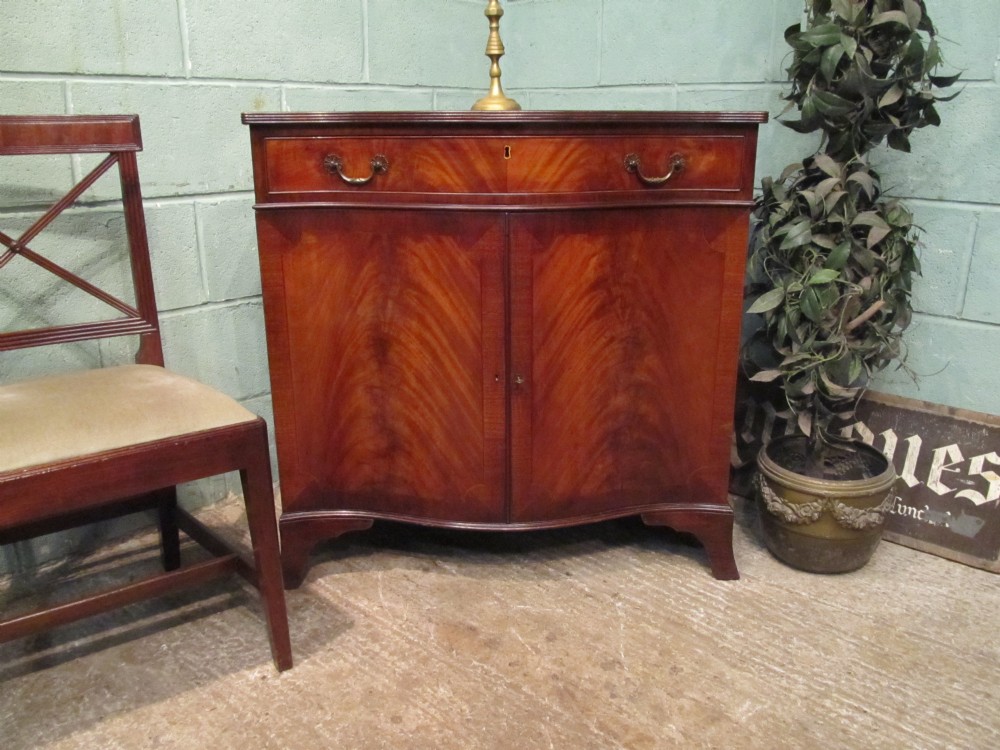 Antique Edwardian Mahogany Serpentine Fronted Cupboard c1900