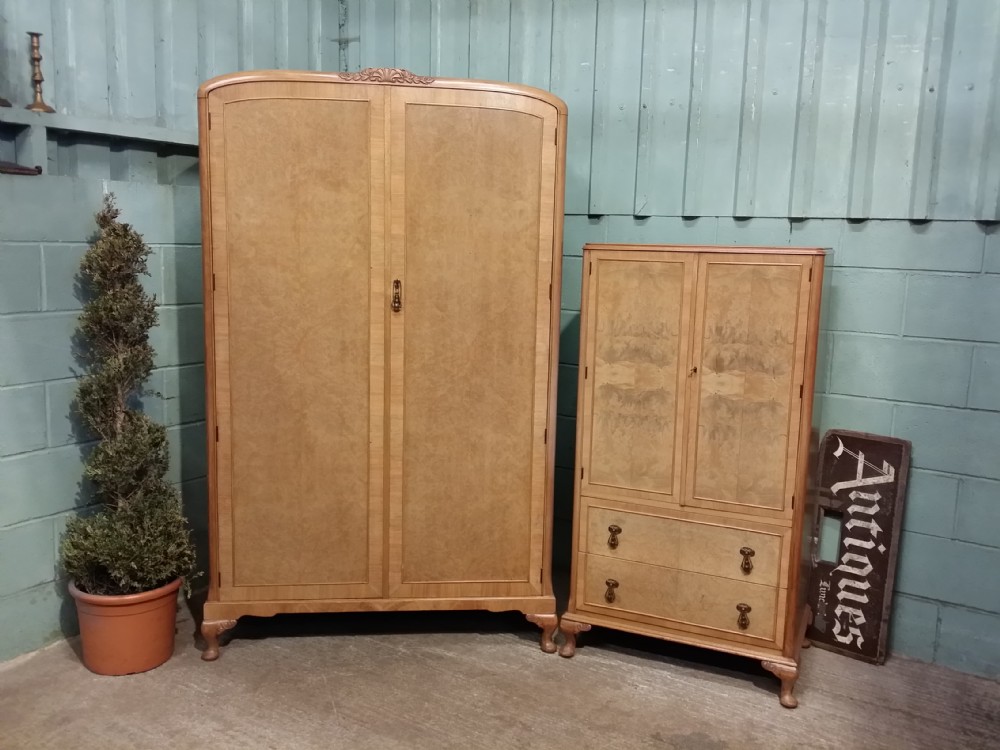 Antique Walnut Two Piece Bedroom Suite c1920