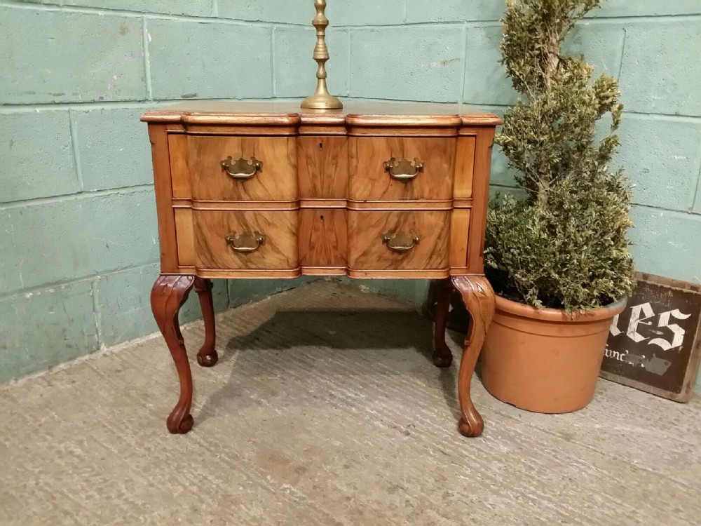 ANTIQUE EDWARDIAN BURR WALNUT SERPENTINE SMALL CHEST LOWBOY C1900