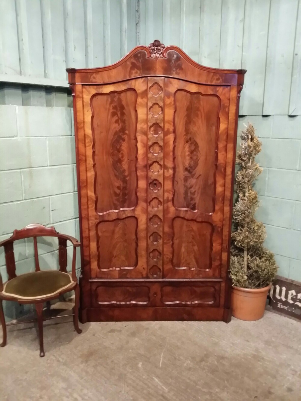 ANTIQUE 19th CENTURY BIEDERMERE MAHOGANY DOUBLE WARDROBE C1880