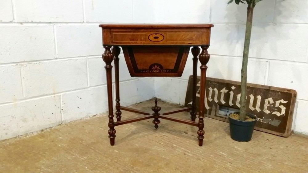 ANTIQUE VICTORIAN BURR WALNUT INLAID WORK SEWING TABLE C1880