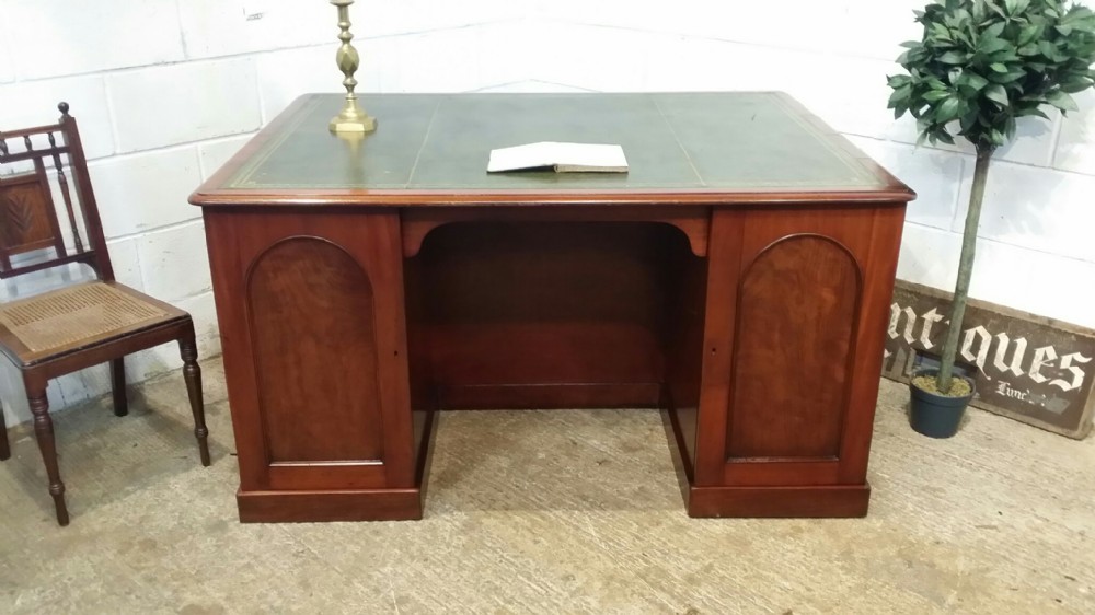ANTIQUE VICTORIAN MAHOGANY PARTNERS DESK C1880