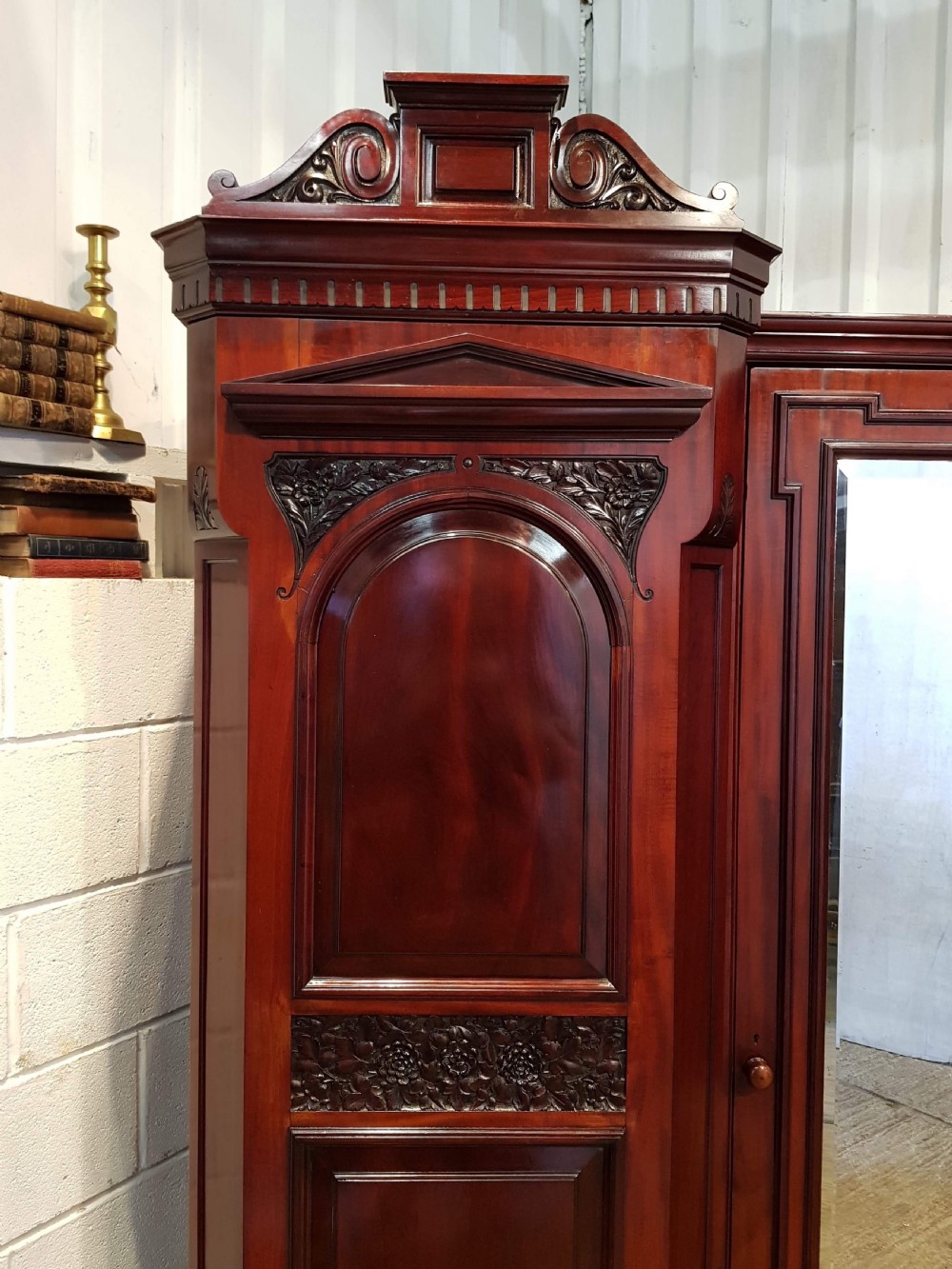 ANTIQUE LATE VICTORIAN MAHOGANY BREAKFRONT TRIPLE WARDROBE C1890 View V
