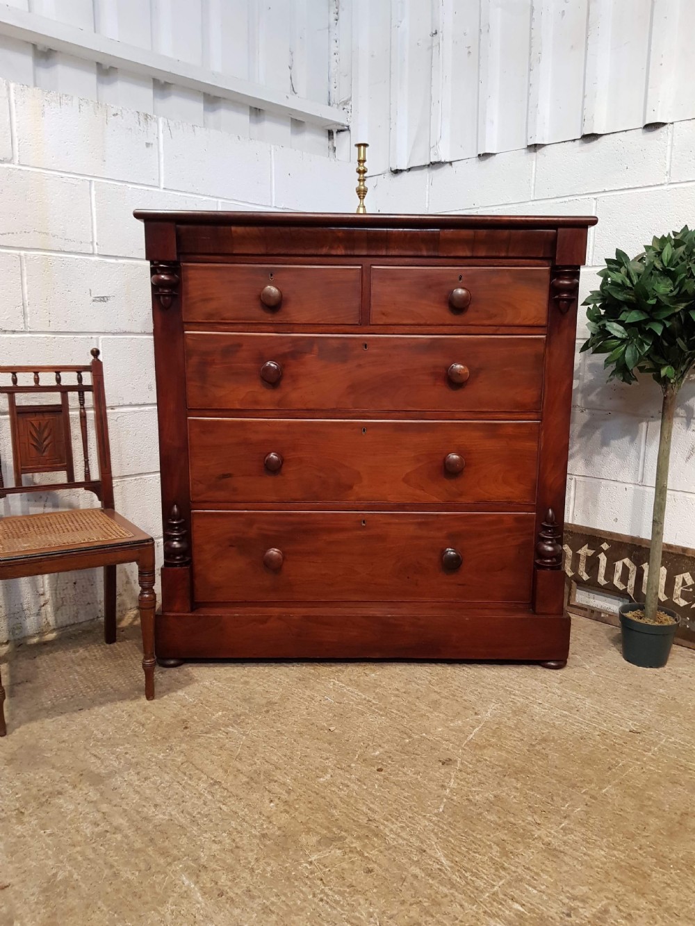 ANTIQUE VICTORIAN MAHOGANY CHEST OF DRAWERS C1870