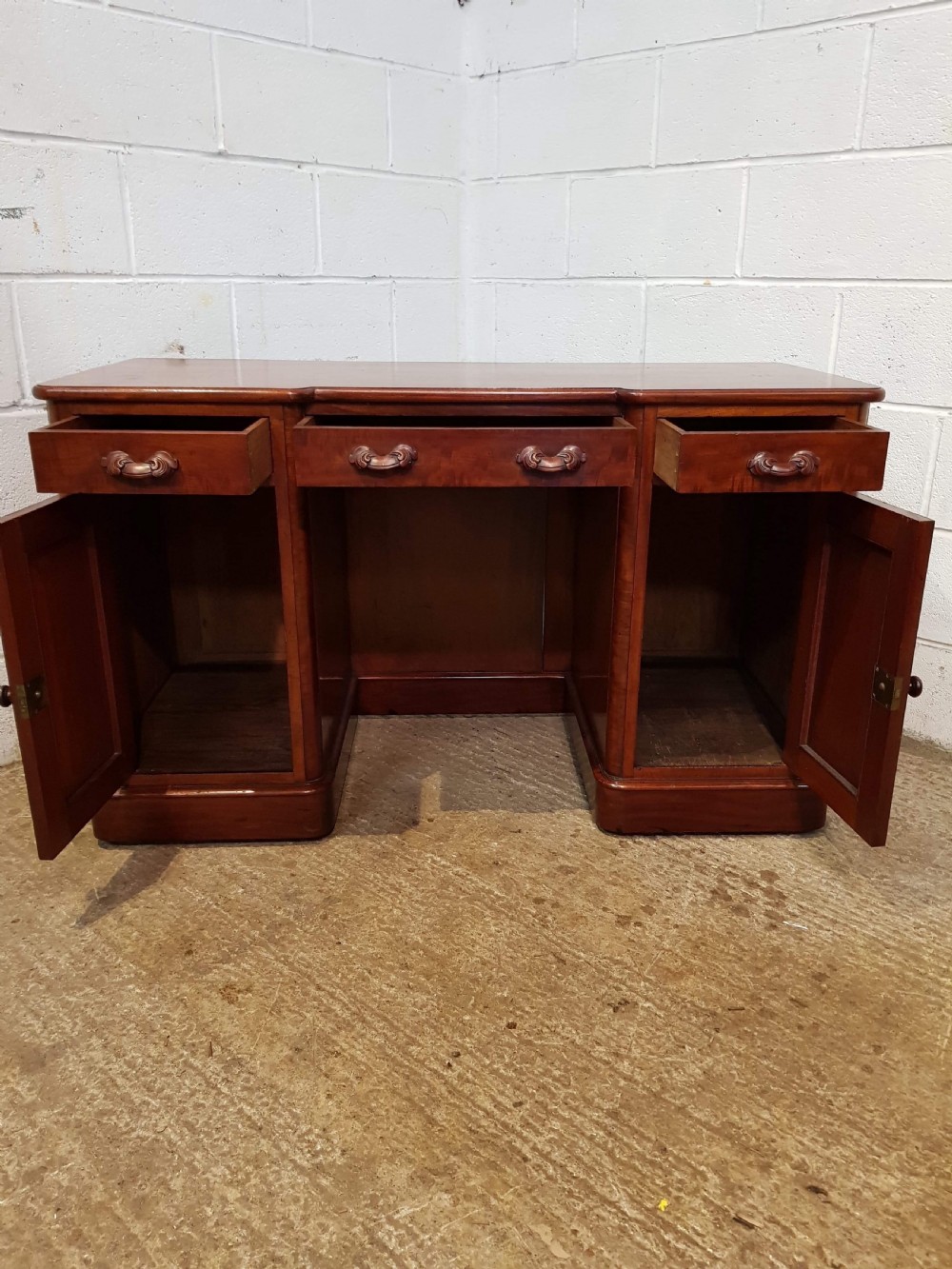 ANTIQUE VICTORIAN MAHOGANY TWIN PEDESTAL DESK C1880 View II