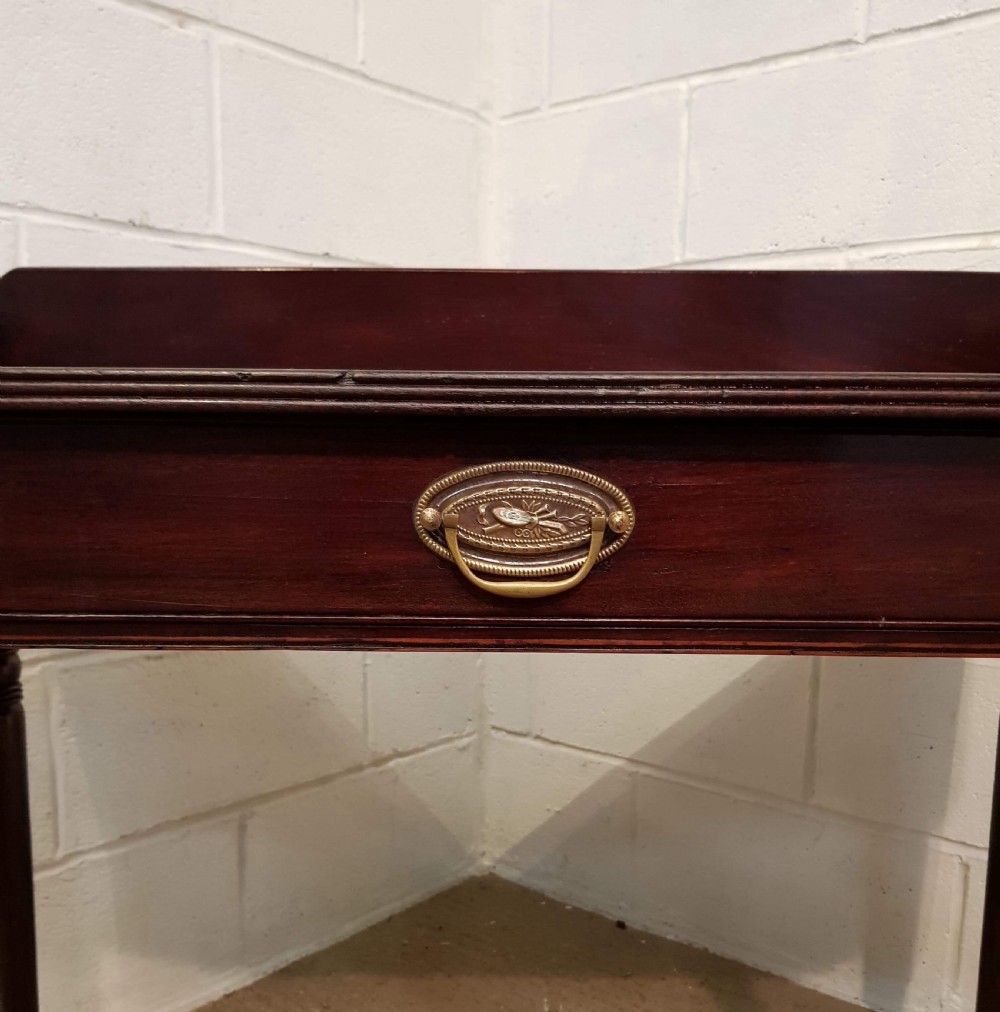 ANTIQUE REGENCY CUBAN MAHOGANY SIDE TABLE  C1820 View V
