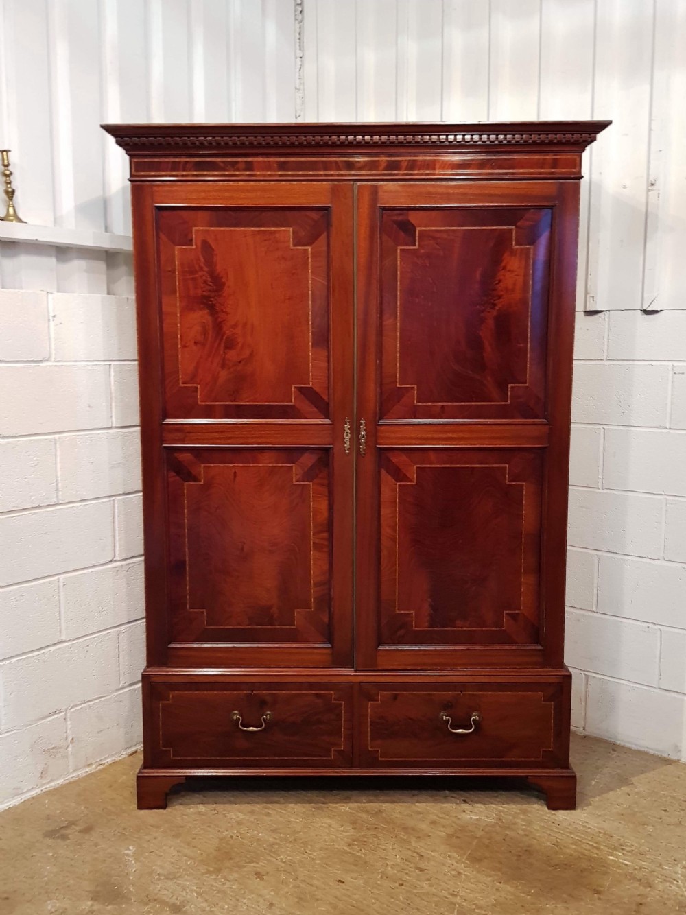 ANTIQUE LATE VICTORIAN MAHOGANY DOUBLE WARDROBE C1890 View IV