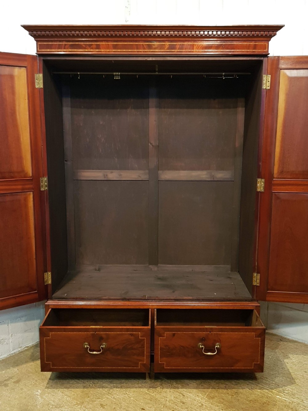 ANTIQUE LATE VICTORIAN MAHOGANY DOUBLE WARDROBE C1890 View V