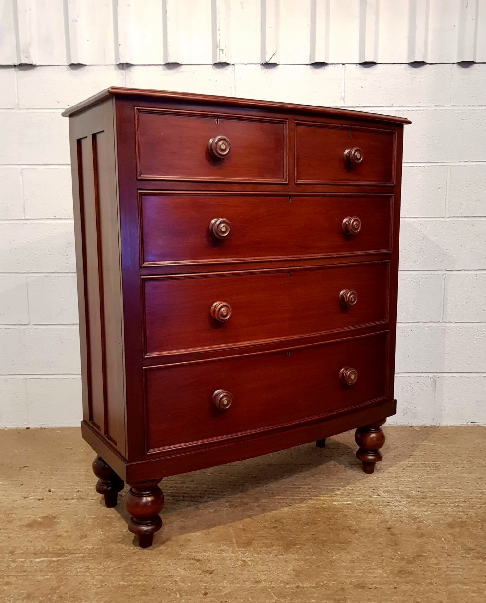 ANTIQUE VICTORIAN MAHOGANY BOW FRONT CHEST OF DRAWERS C1880 View V