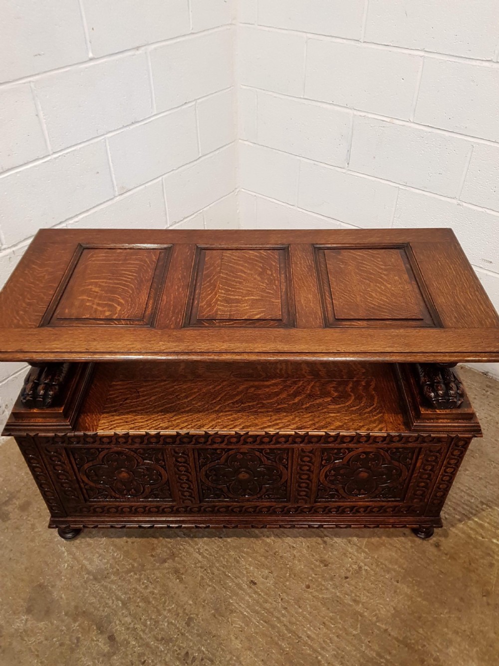 ANTIQUE LATE VICTORIAN CARVED OAK MONKS BOX BENCH C1890 View VIII