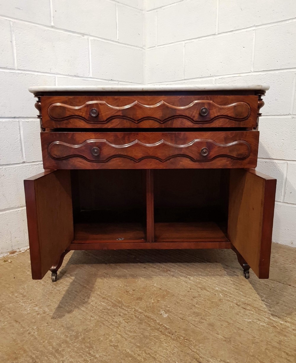 ANTIQUE 19TH CENTURY BIEDERMEIER MAHOGANY MARBLE TOPPED WASHSTAND C1880 View III