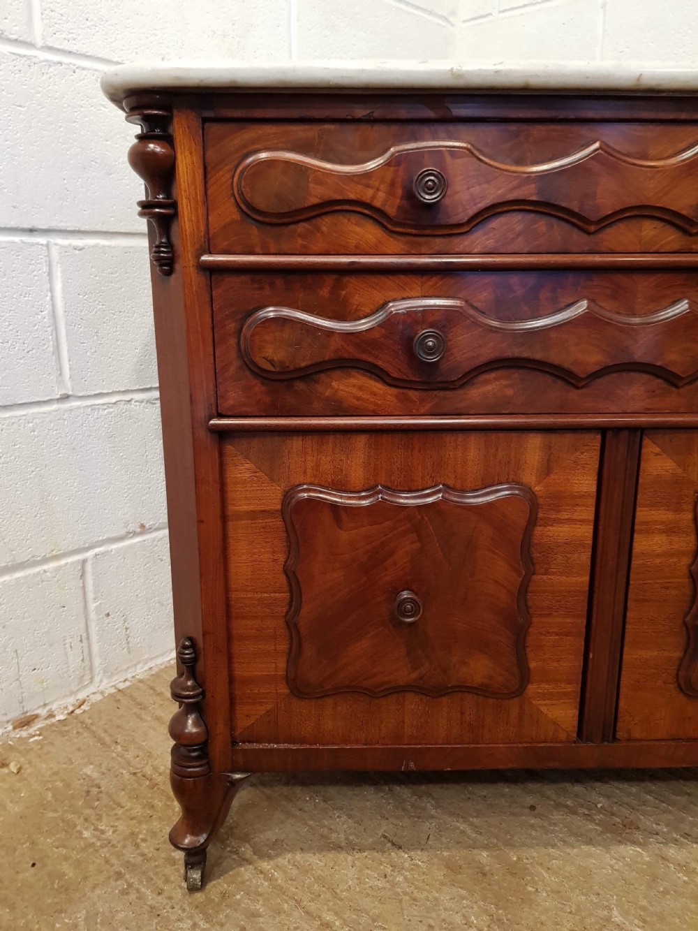 ANTIQUE 19TH CENTURY BIEDERMEIER MAHOGANY MARBLE TOPPED WASHSTAND C1880 View VI